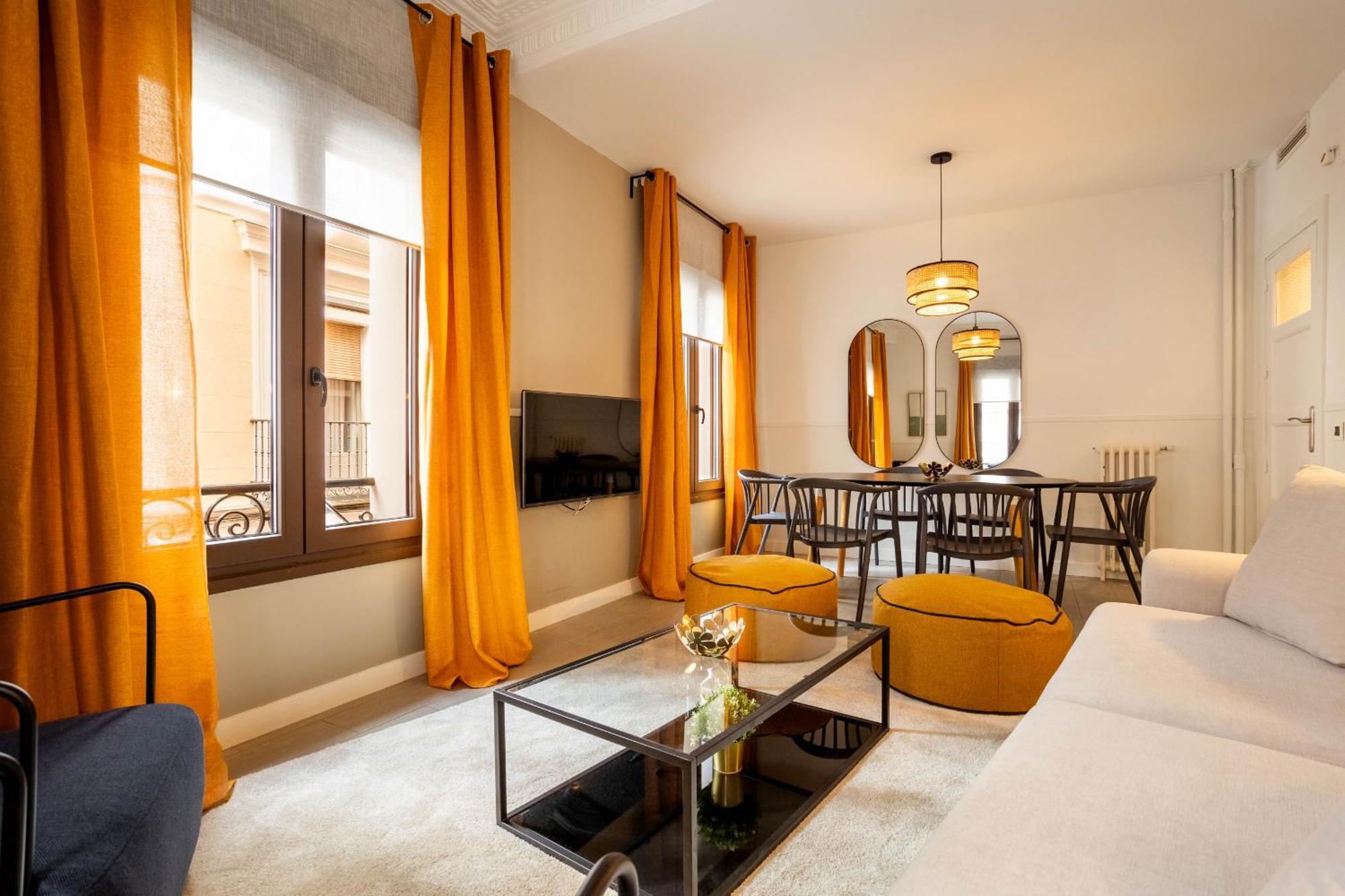 Apolo En Madrid Apartment Ngoại thất bức ảnh